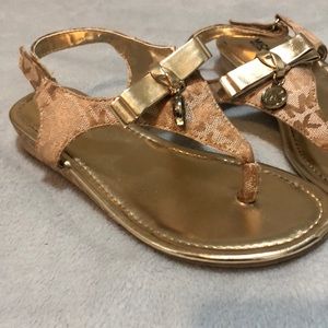 Michael Kors little girl sandals size 1 in gold